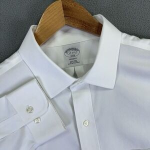 Brooks Brothers Shirt Mens 17 White Regent Fit Oxford Dress Prep Old Money